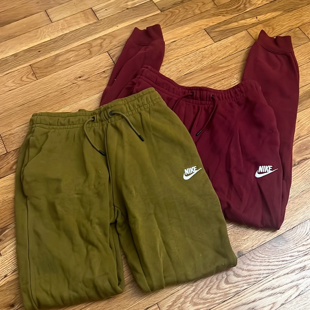 Nike sweatpants bundle